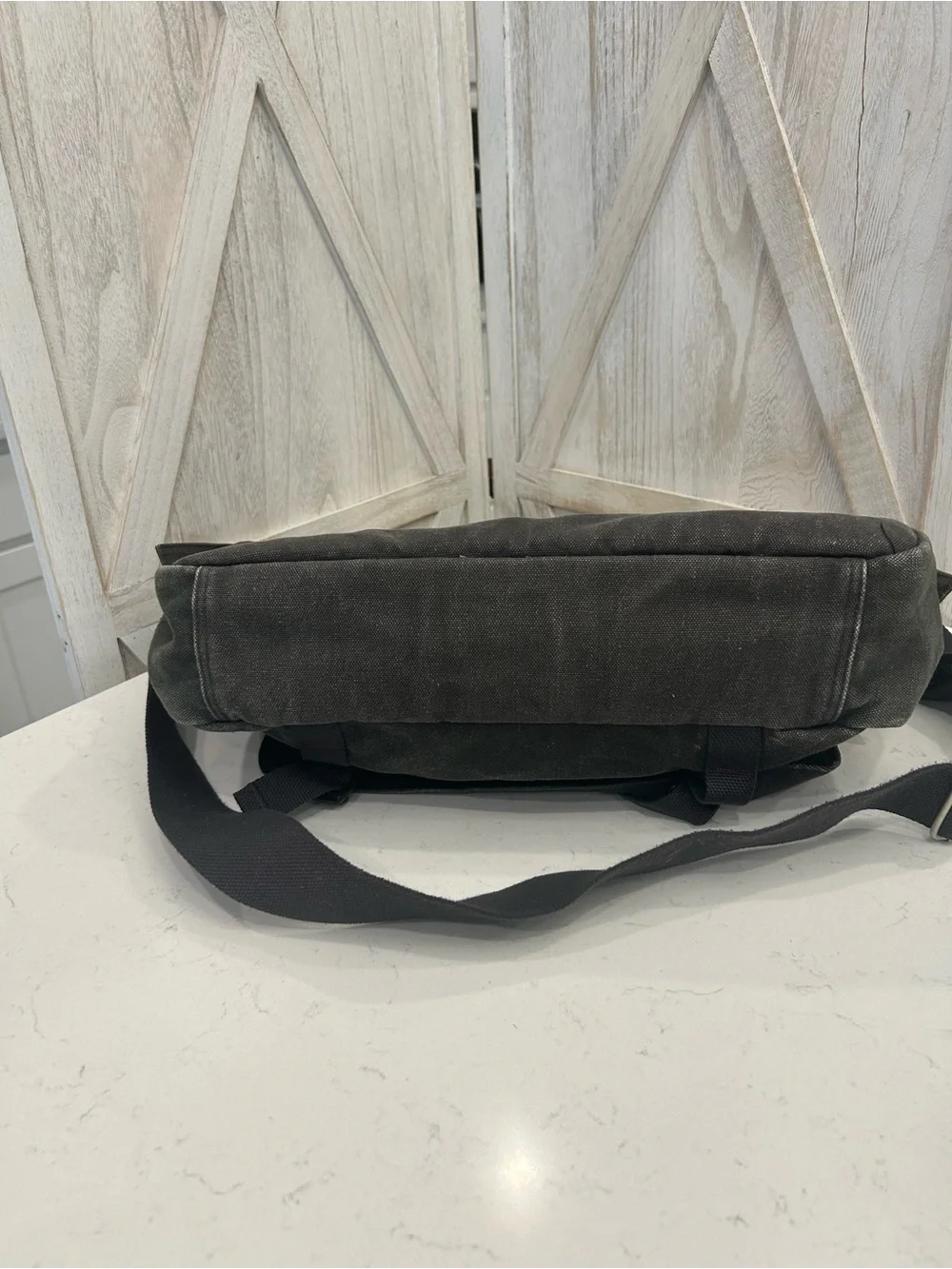 Canvas Laptop Messenger Bag for Men in Dark Gray